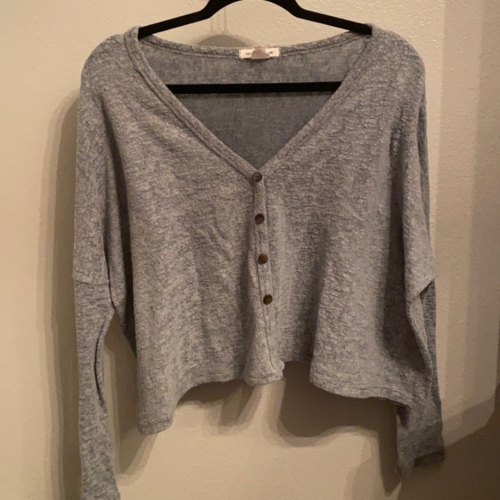 Long sleeve sweater top. Short